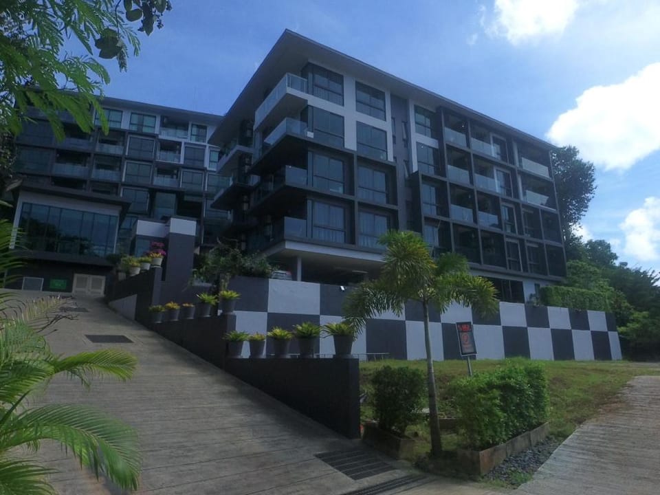 B505-top Floor Pool View 1 Br At Ao Nang Beach Apartment in Krabi Changwat