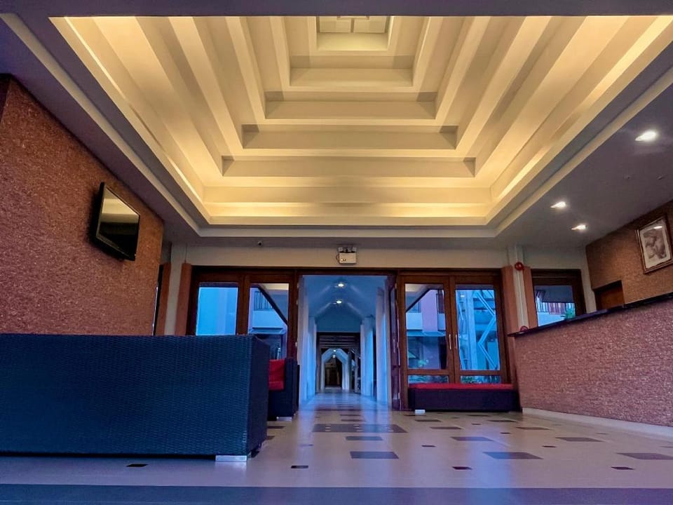 Authong Residence Hotel in Pattaya City
