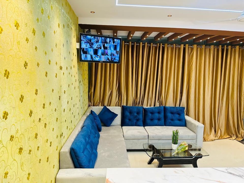 SY Comforts Hotel in Bengaluru