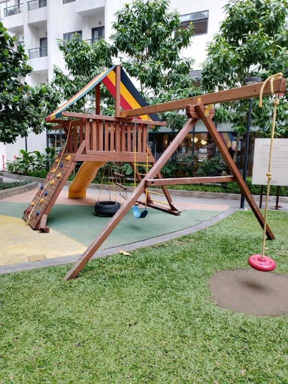 Metro Home Staycation Apartment in Paranaque