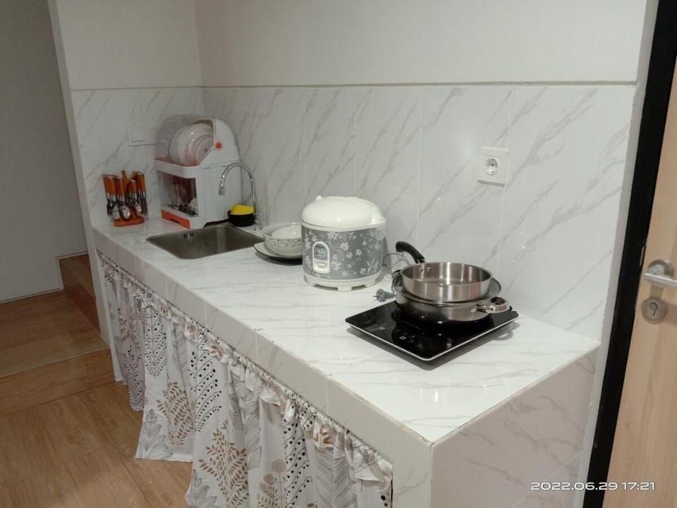Waterfront Estate 3BR FREE Wi-Fi Vacation rental in West Java