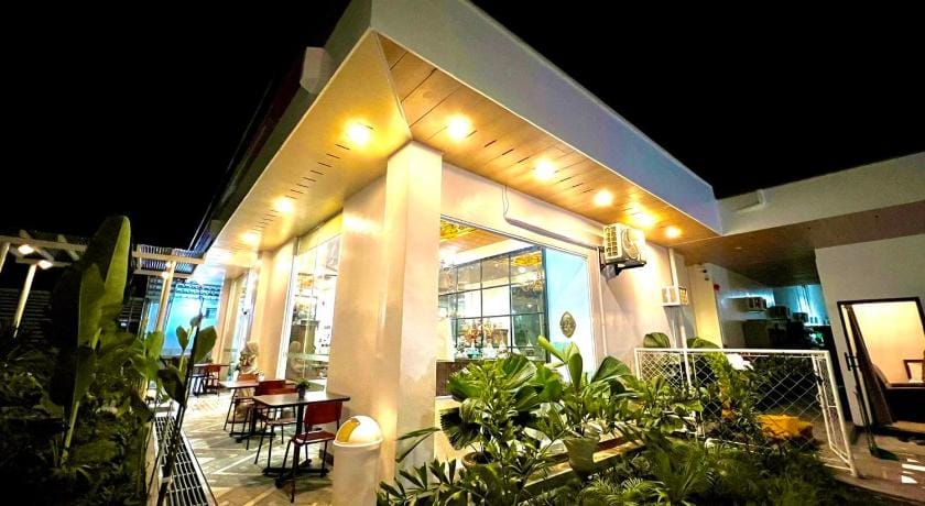E&R Airport Hotel Bed and Breakfast in Dumaguete