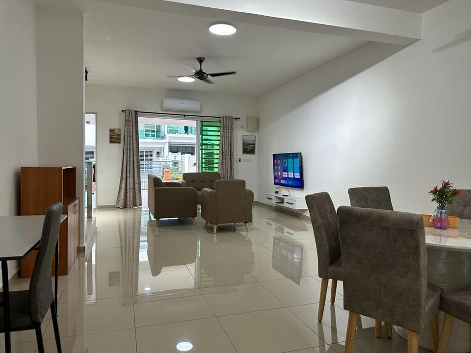 Sky Homestay 2 Storey, Hijayu  3d, Seremban Vacation rental in Port Dickson