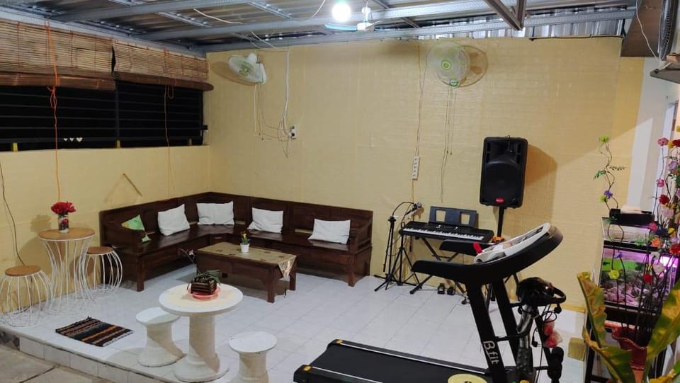 Anugerah Homestay Wonosari GunungKidul Yogyakarta Vacation rental in Special Region of Yogyakarta