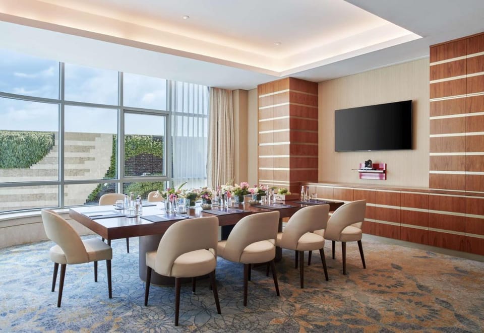 Hilton Cairo Nile Maadi Hotel in Cairo Governorate