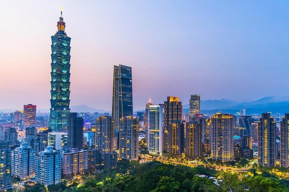 Elegant Apartments Fuhua Residence, Daan Station, 8 people. Vacation rental in Taipei City