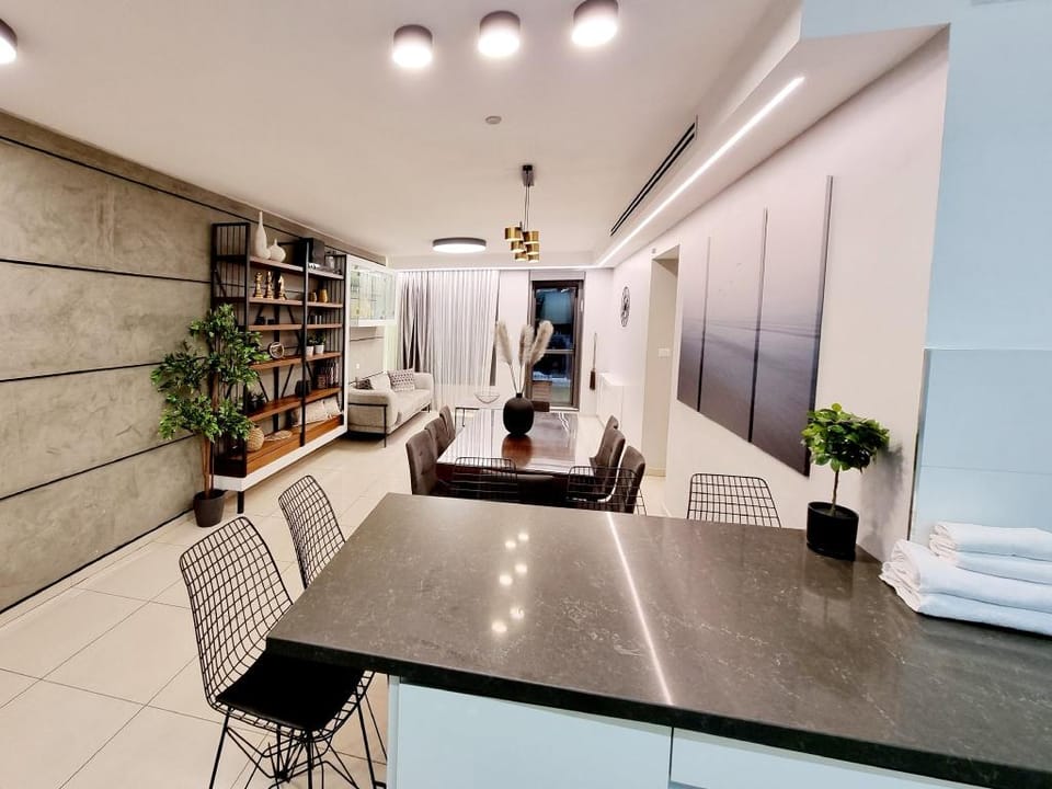 Stay at the Highest Location in Jerusalem Apartment in Jerusalem