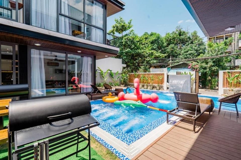 Amy’s Luxury Villa 10 Bedrooms - My Khe Beach Villa in Da Nang