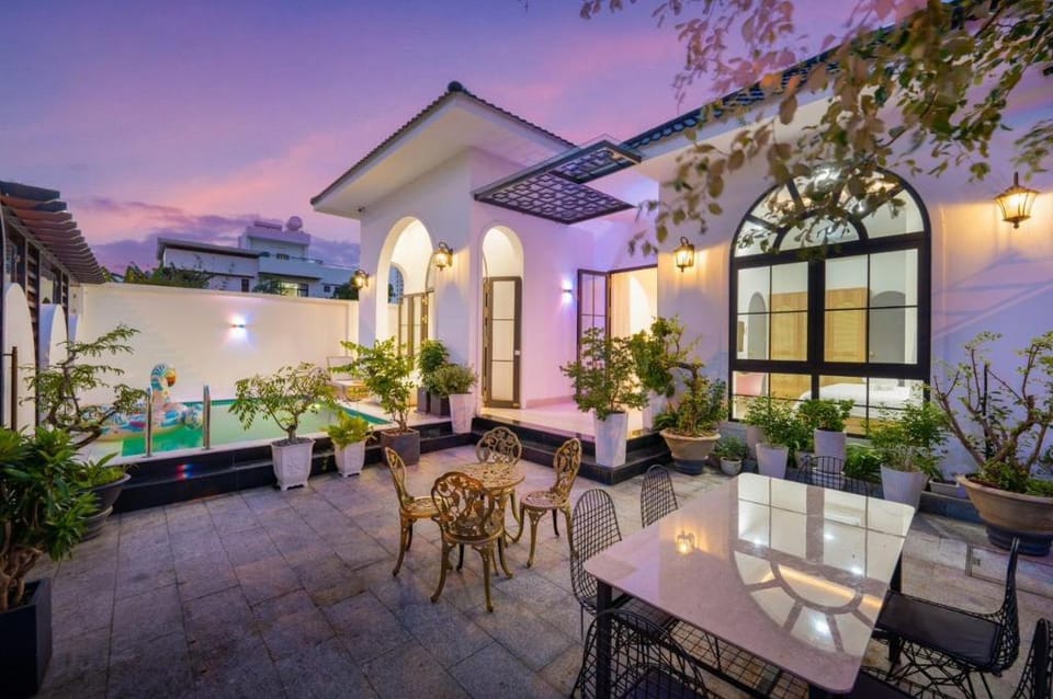 Luxurious Villa with Private Pool and 3 Bedrooms Villa in Da Nang