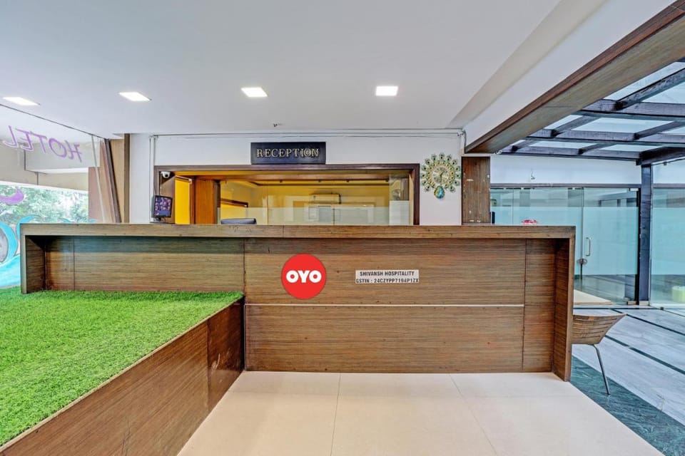 Collection O Jal Sagar Hotel in Vadodara