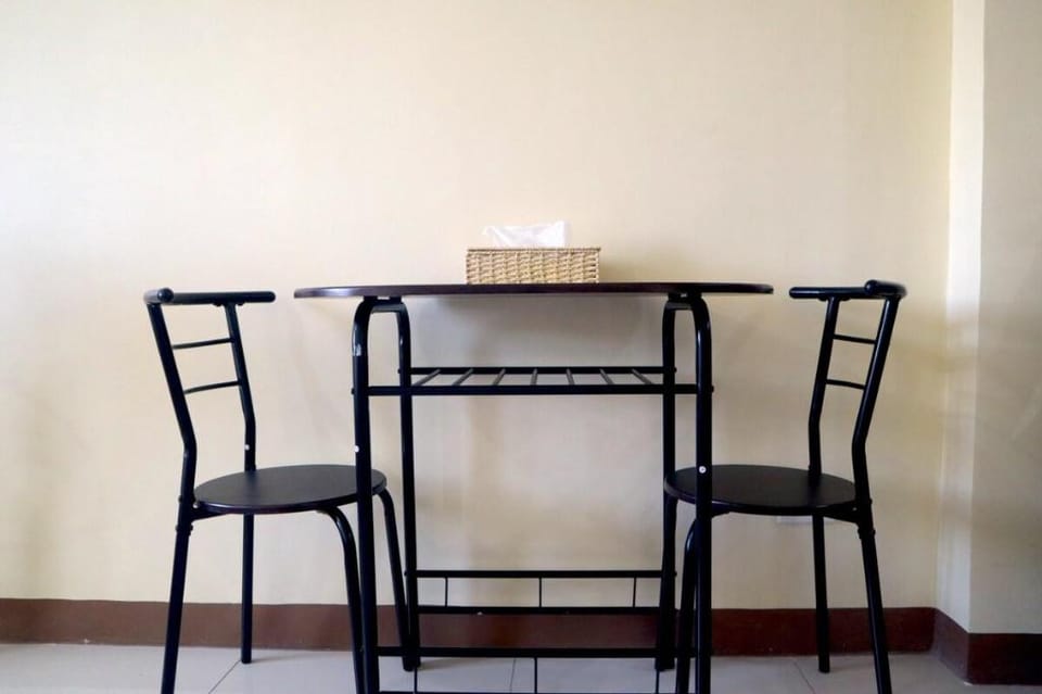 Your Serene Pet-Friendly Haven in Paranaque City Apartment in Las Pinas