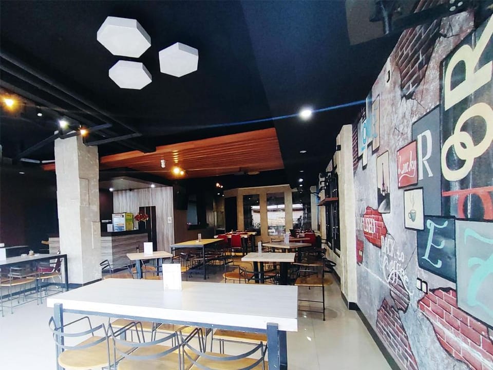 Lucky Inn & Cafe Hotel in Indonesia