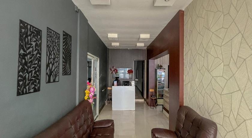 Lucky Inn & Cafe Hotel in Indonesia