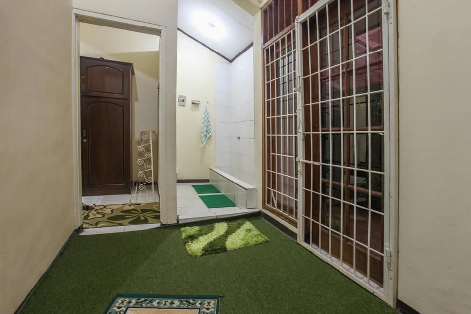Villa Atikah  Villa in Cisarua