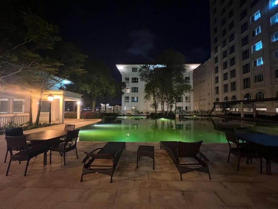 Seaview 2Beds @ Straits Quay w/ Carpark & Bathtub Apartment in Penang
