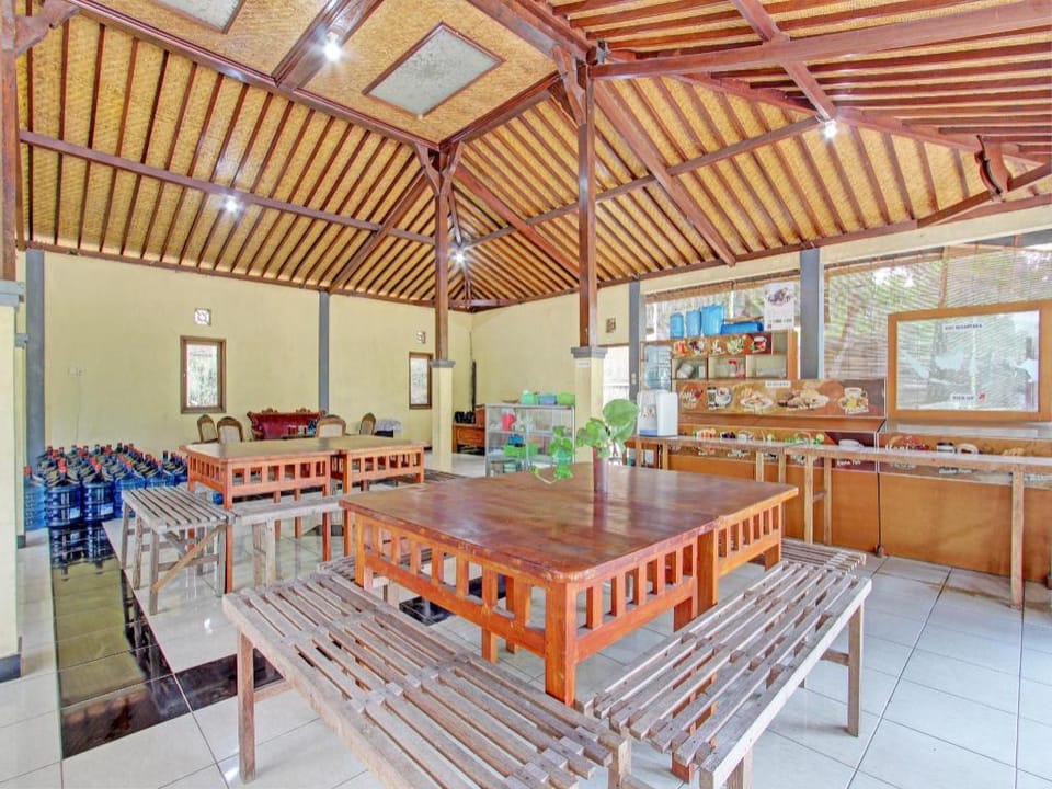 Hotel O Mtc Bunk Bed Hotel in Indonesia