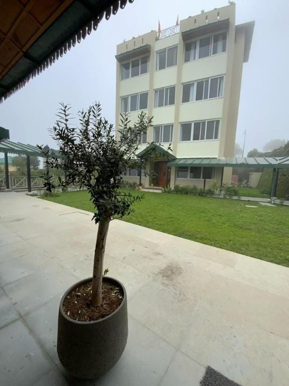 Sumer Hotel Hotel in Himachal Pradesh