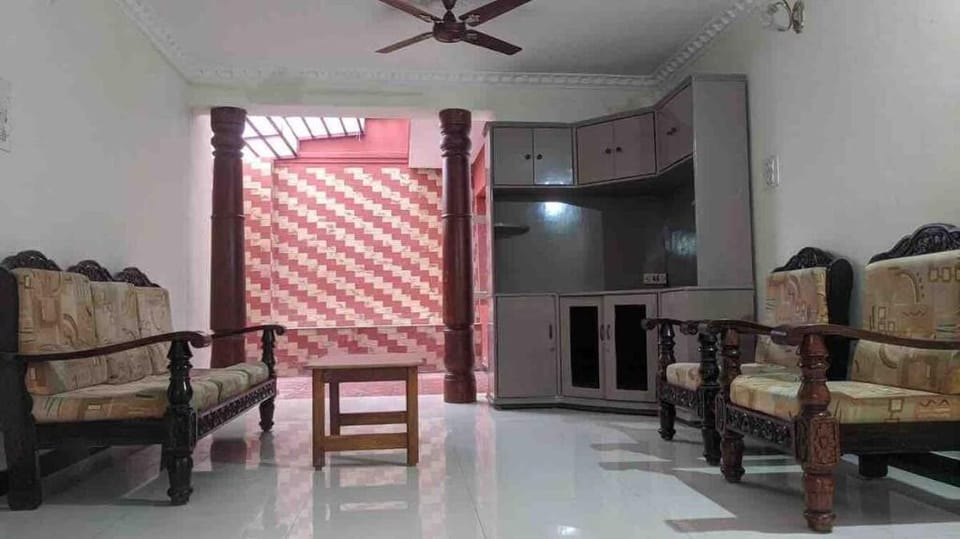 Cheerful 3- bedroom home at Mysore Vacation rental in Mysuru
