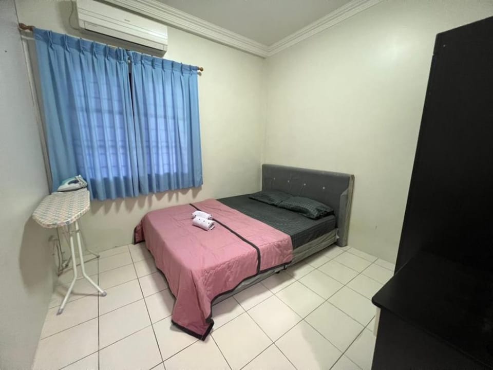 Dian Homestay  Vacation rental in Kuching