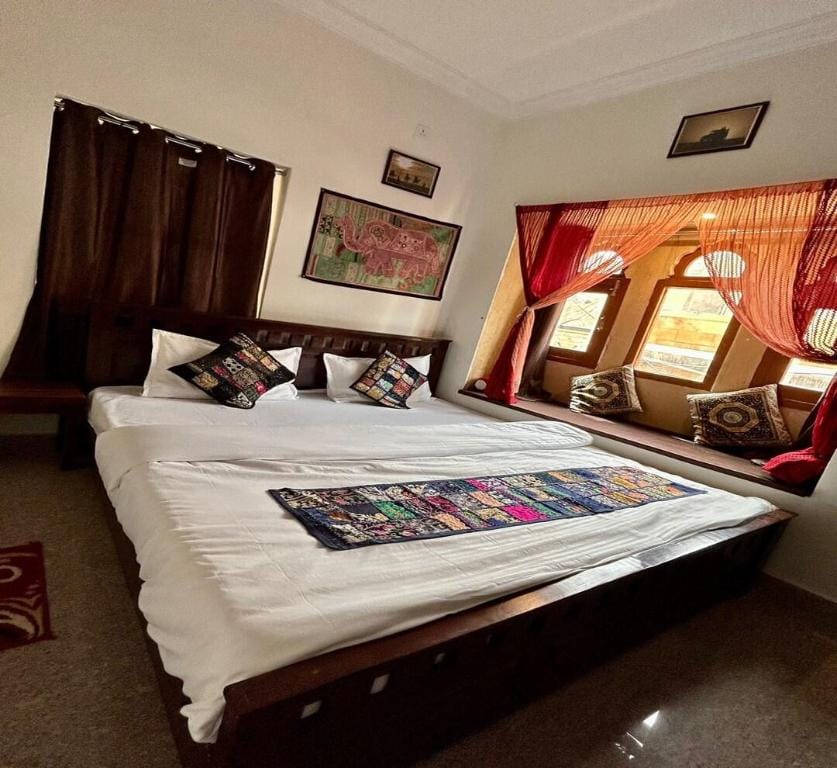 Hotel Chandra Inn Hotel in Sindh