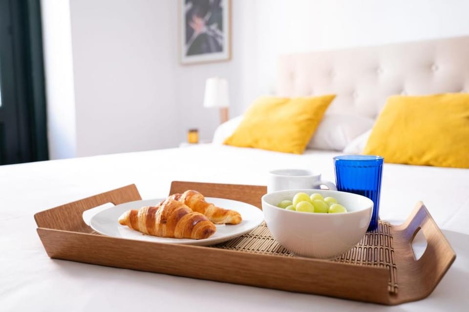 Charming Vintage Studio in trendy Chueca Apartment in Centro
