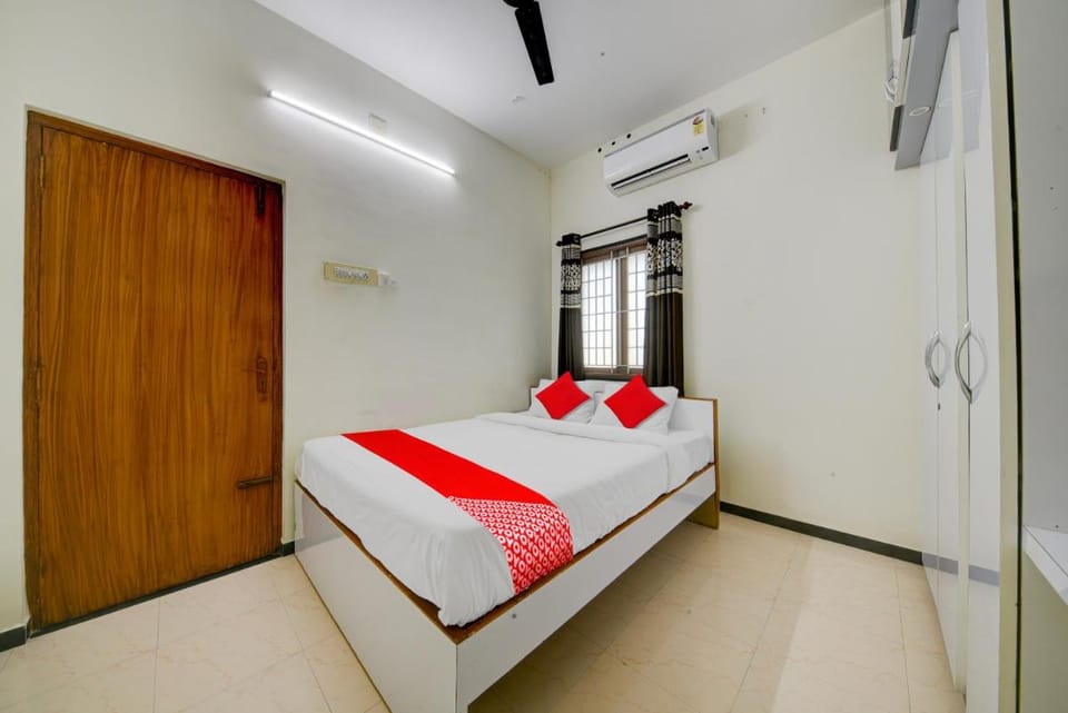 Hotel O SMS HOMES Vacation rental in Coimbatore
