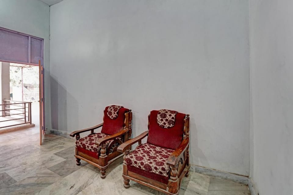 Hotel O by OYO Rudhra Hotel in Uttar Pradesh