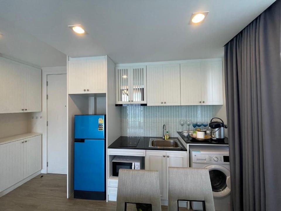 The Blu X Condo Bangsaen 9 Apartment in Chon Buri Changwat