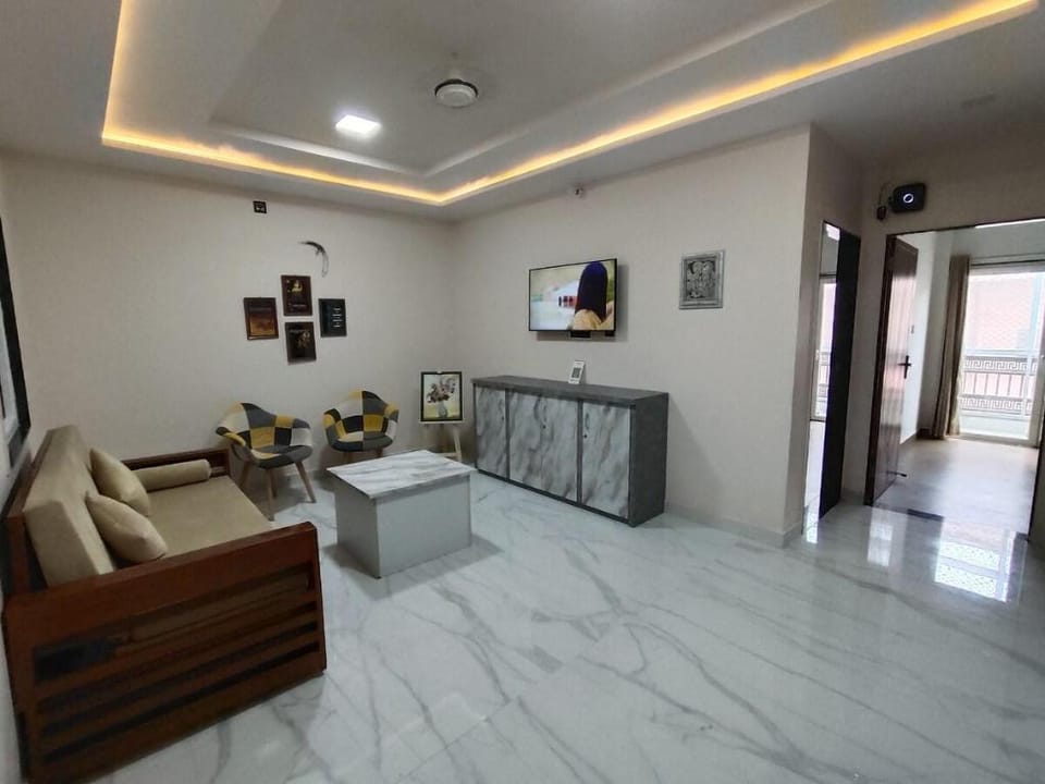 Radha Madhavam Vrindavan near Iskcon & Prem Mandir Apartment in Uttar Pradesh