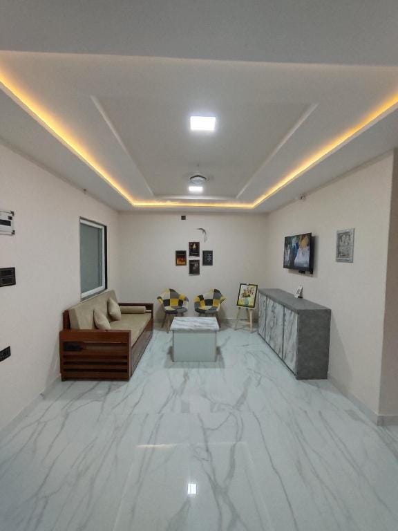 Radha Madhavam Vrindavan near Iskcon & Prem Mandir Apartment in Uttar Pradesh