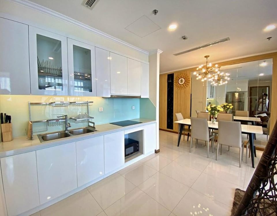 Landmark plus high floor nice view 2BR. Vacation rental in Ho Chi Minh City