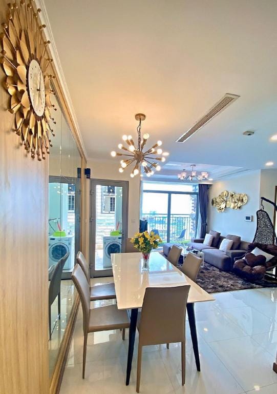 Landmark plus high floor nice view 2BR. Vacation rental in Ho Chi Minh City
