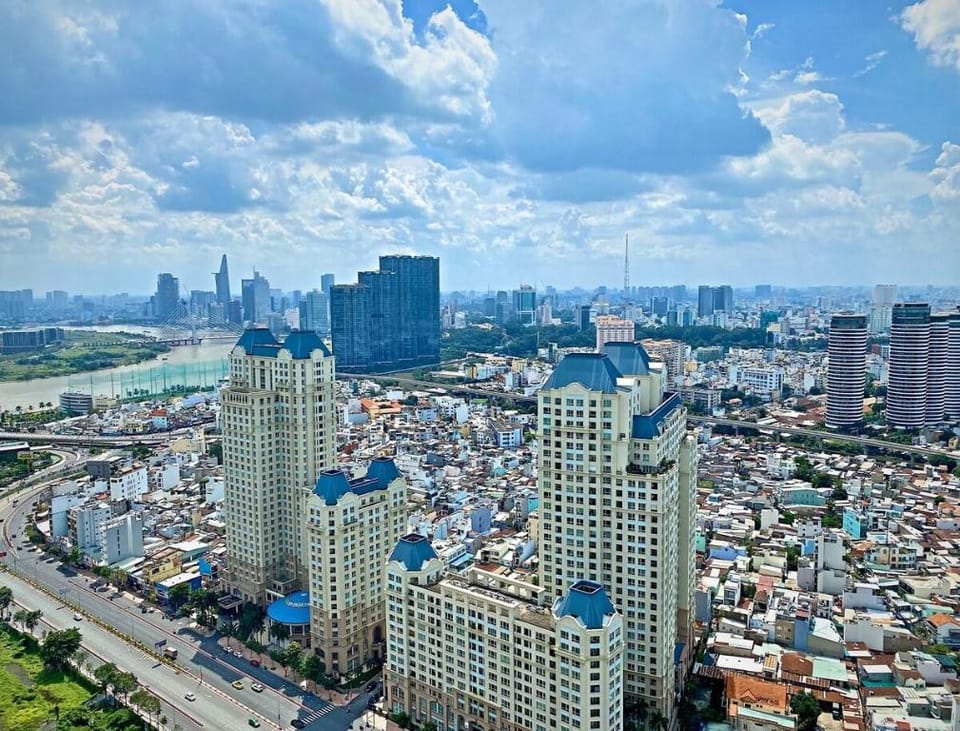 Landmark plus high floor nice view 2BR. Vacation rental in Ho Chi Minh City