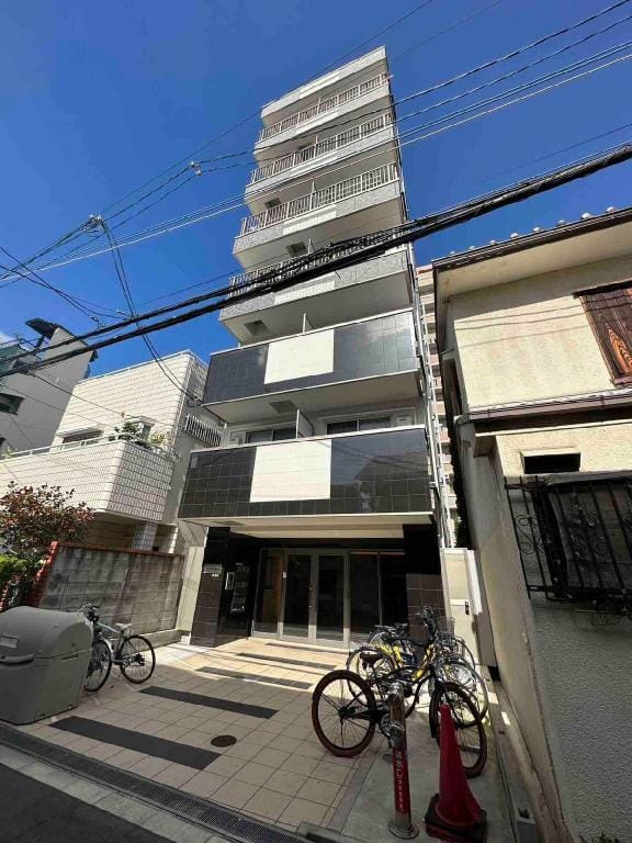 天神橋筋商店街步行3分钟/便利店30秒/车站步行1分钟/KIX直达/环球影城直达/梅田/心斋桥 Apartment in Osaka