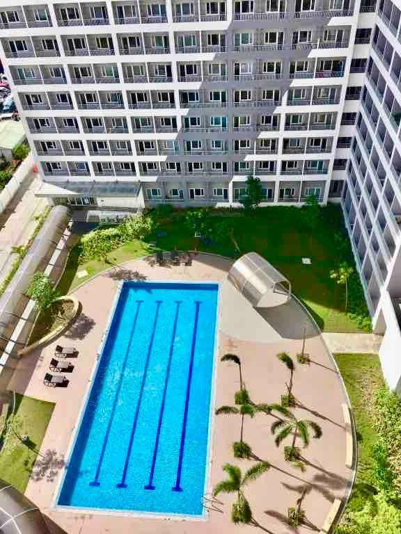 Chi's La Petit Maison 2 Apartment in Pasig