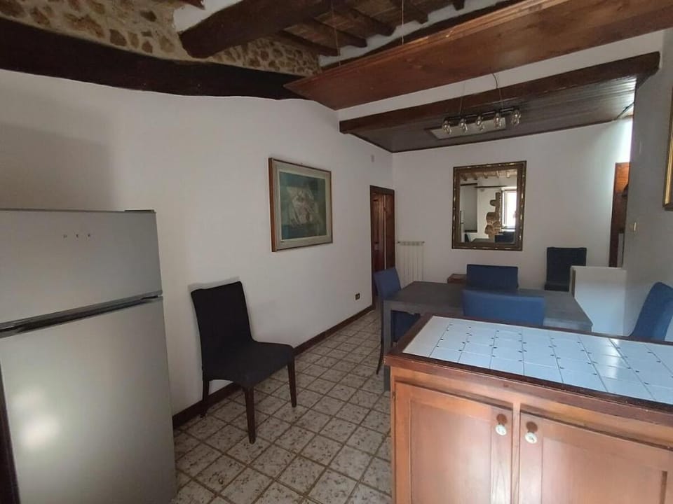 Casa a  Massa Marittima con cantina per biciclette Vacation rental in Massa Marittima