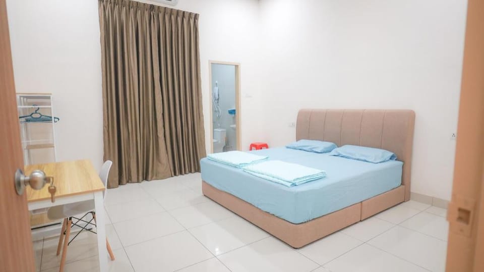 Comfortable whole house (Jalan Salleh Muar) Vacation rental in Johor
