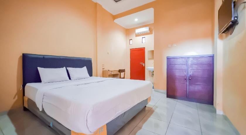 RedDoorz near Kantor Gubernur Kalimantan Tengah Hotel in Indonesia