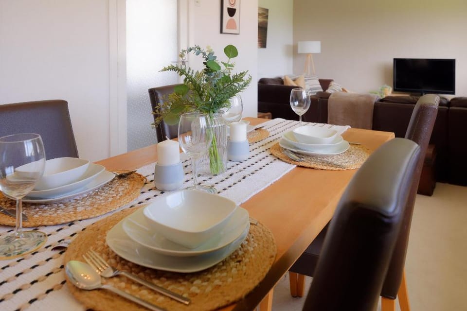 Amroth House Apartment in Cardiff