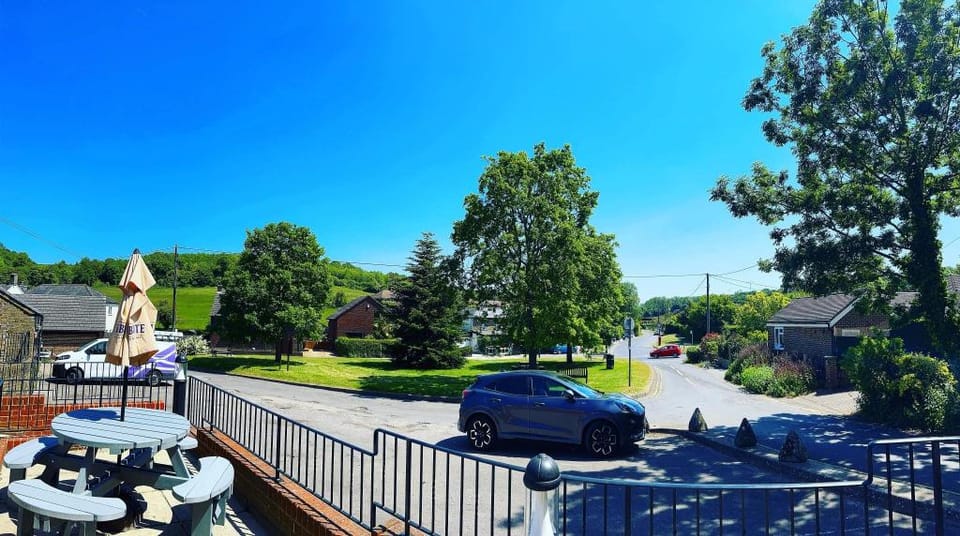 The Rising Sun Inn Hotel in Tonbridge and Malling District