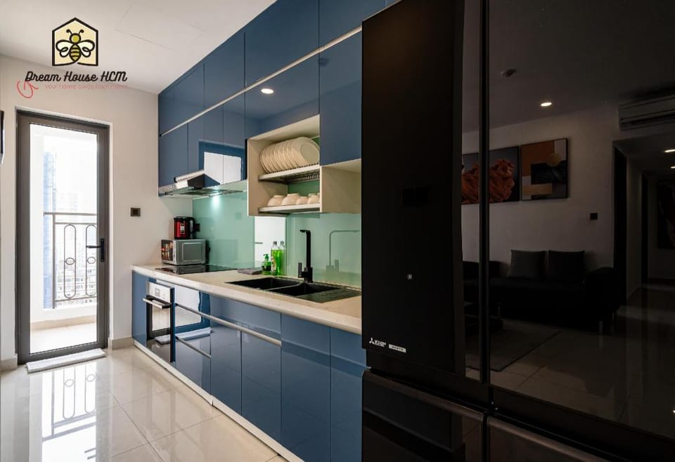Saigon Royal - 3 Bedroom 2 Bathroom Apartment HCM Apartment in Ho Chi Minh City
