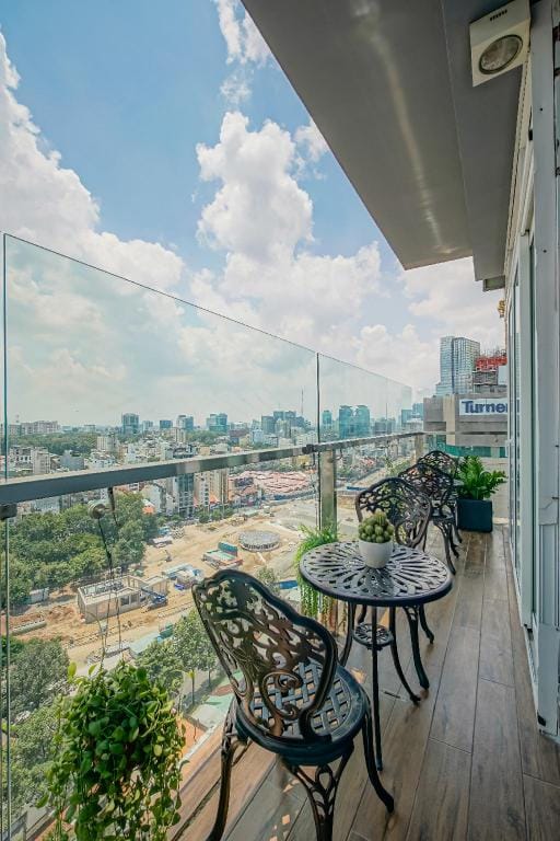 Executive Premium 5-bed apartment, Ben Thanh view. Apartment in Ho Chi Minh City