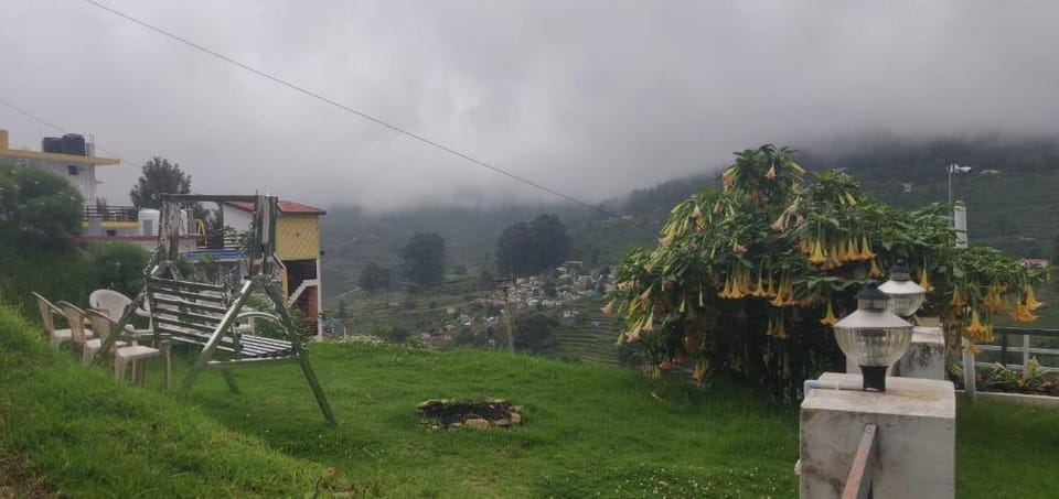 Guru Vela Homestay Vacation rental in Kodaikanal