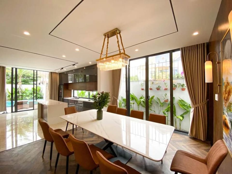 Villa Da Nang – Luxury 5BR Villa | 6 King Beds | Private Pool | Cinema Room | Karaoke | Sauna & BBQ Villa in Da Nang