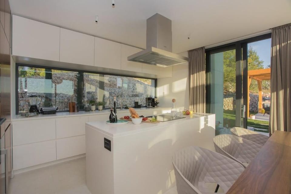 Villa Maris - Luxury Villa with Pool Villa in Šibenik-Knin County, Croatia