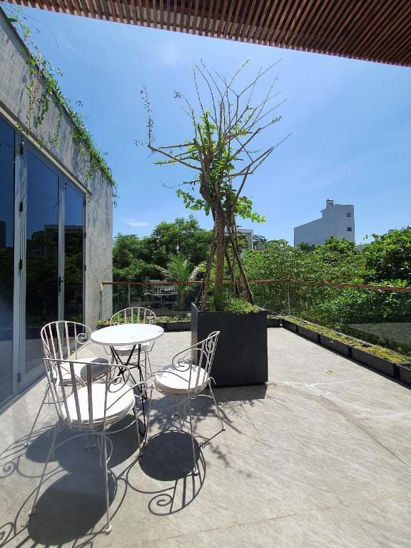 Villa Da Nang 5BR Private Pool, Cinema Room, Karaoke, Sauna & BBQ Near Beach Villa in Da Nang