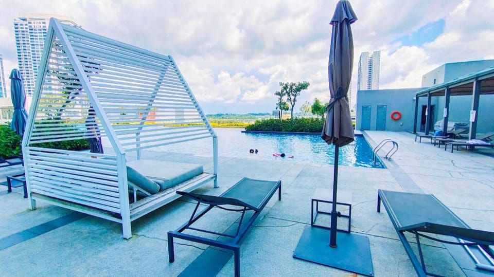 A1111 Teega Residence Netflix 2min Puteri Harbour Apartment in Johor
