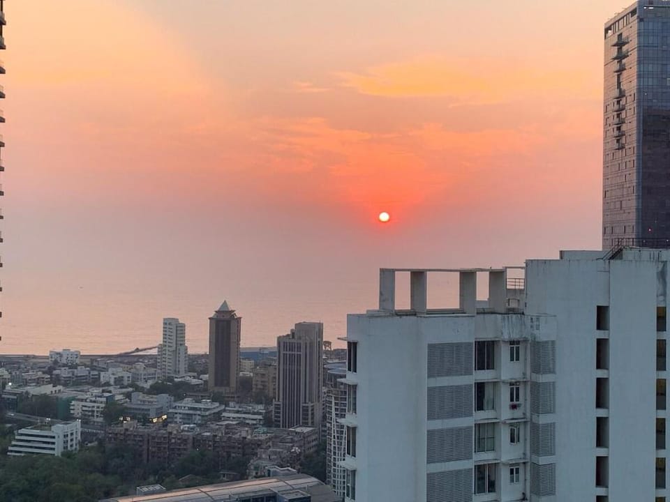 Private Room in Flat with Amazing Skyline View Vacation rental in Mumbai