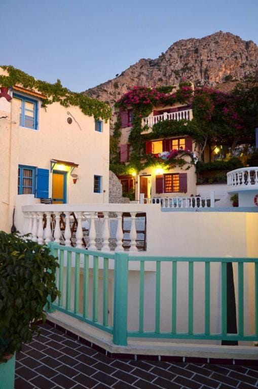 Private Premium Studio for A Pleasant Holiday In A Beautiful Place with pool Ac Hotel in Piskopiano