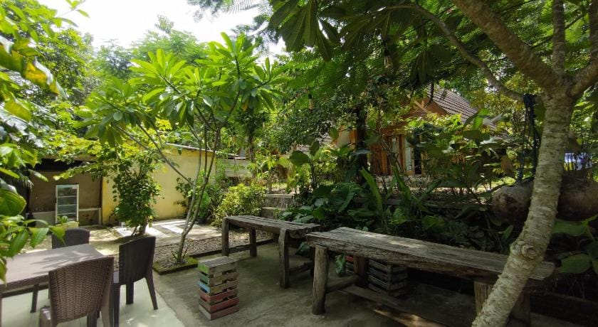 Rangaot Inn Hotel in Pemenang